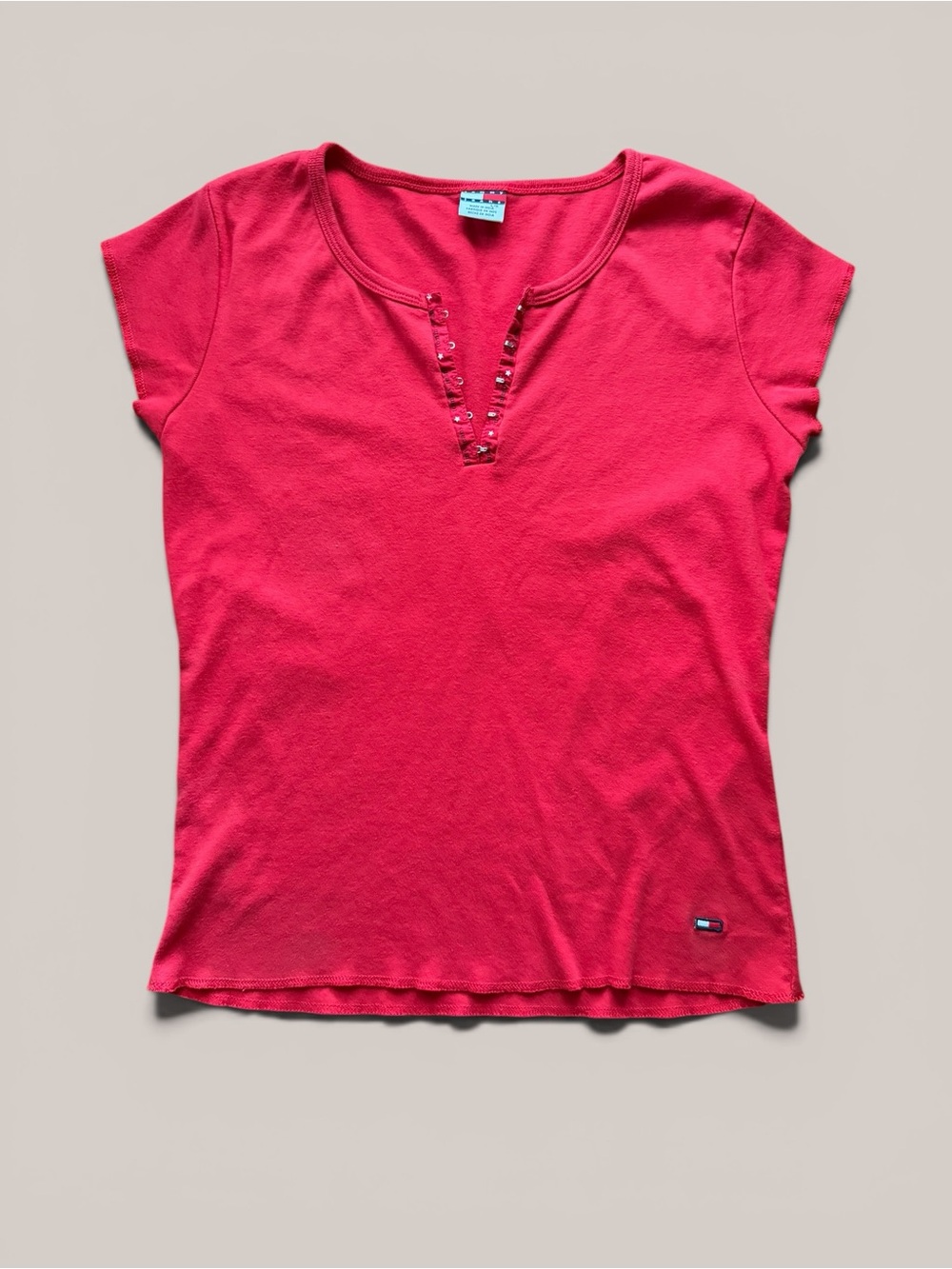 RARE VINTAGE Tommy Jeans Red Clasp Neckline Short Sleeve Top